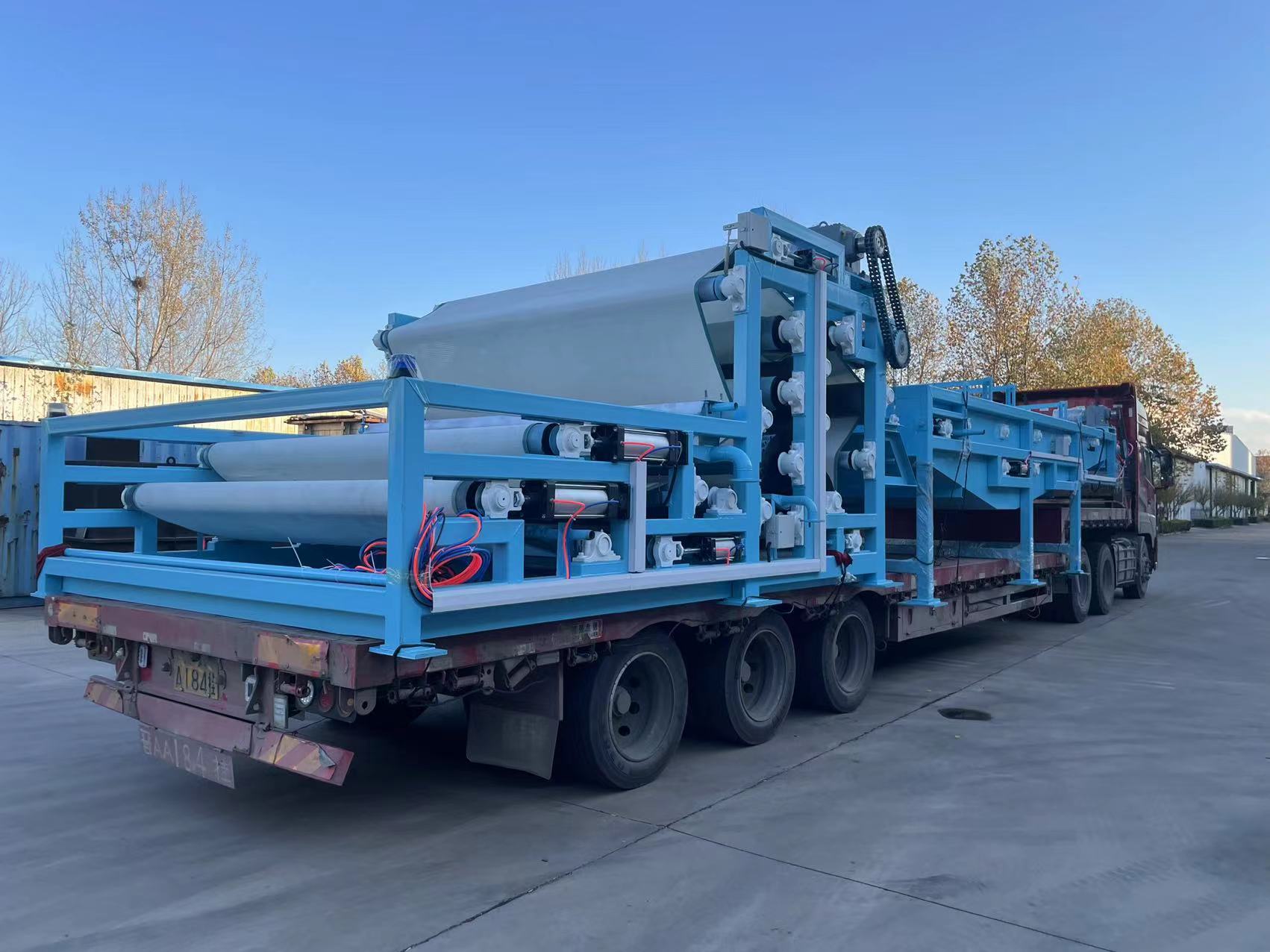 浅蓝色带机发货 (3).jpg