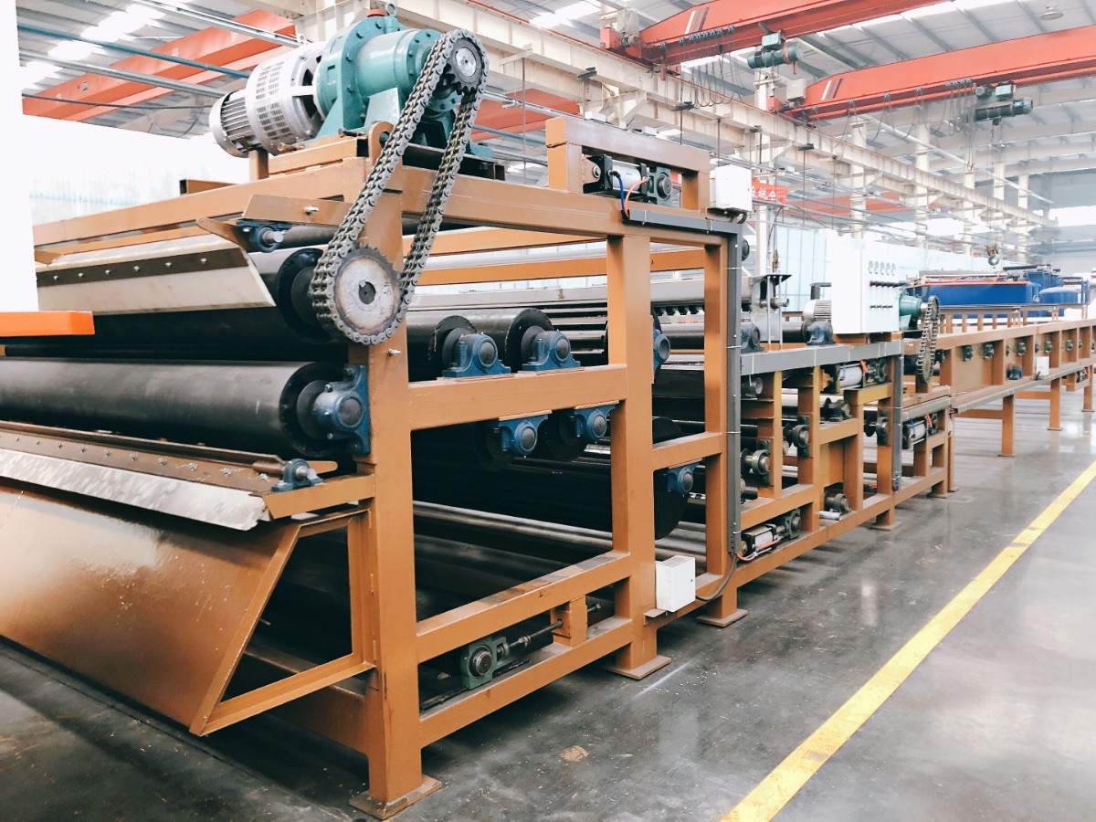 棕色带机 (4).jpg