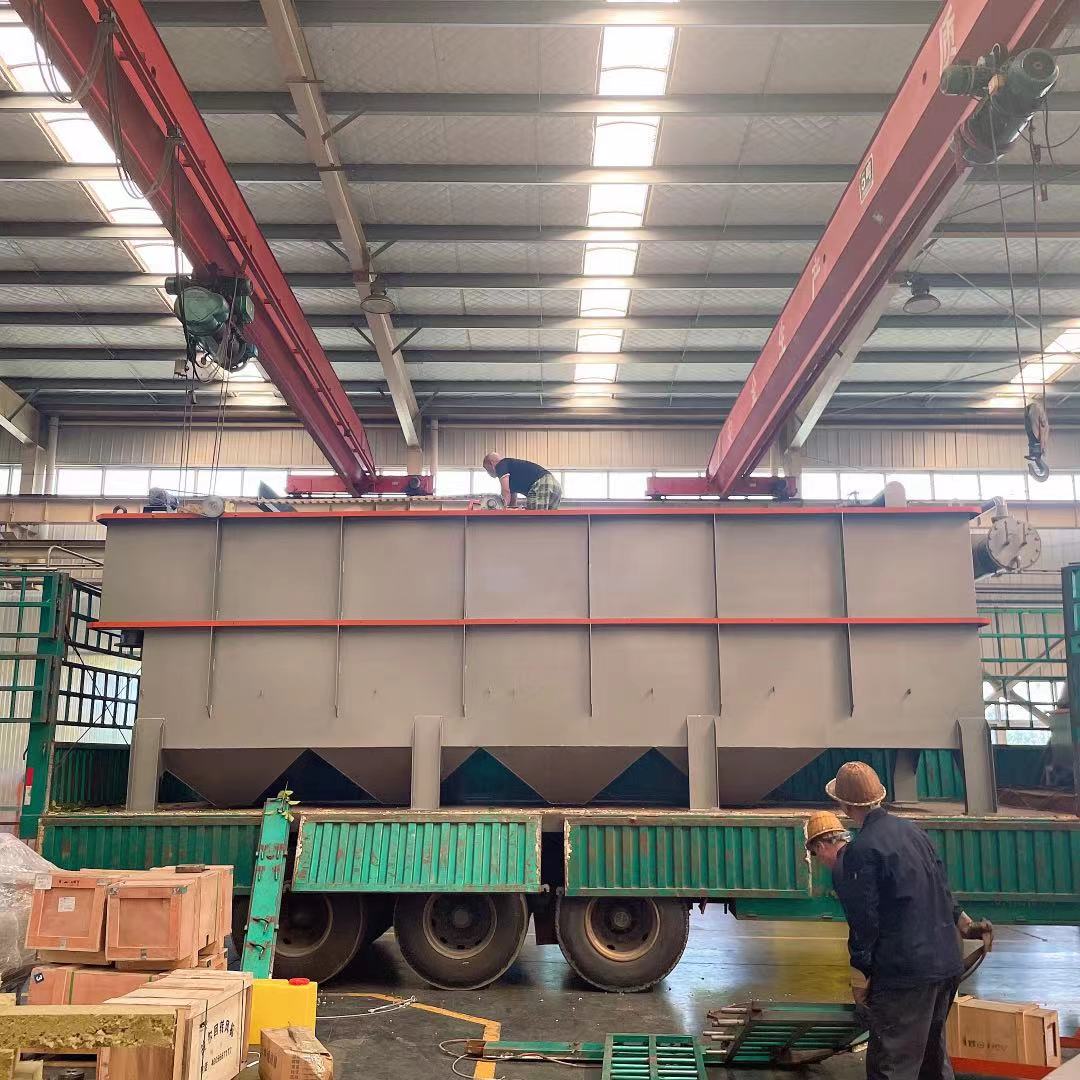 银色气浮机发货  (4).jpg