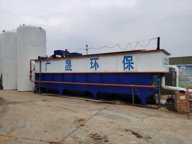 蓝白色气浮机现场  (8).jpg